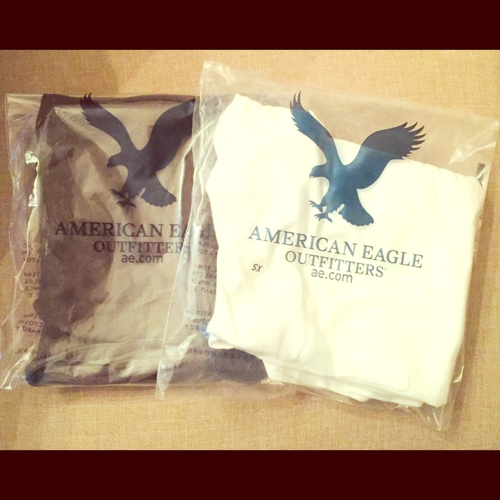 🦅 AE Racer Back Tank Tops